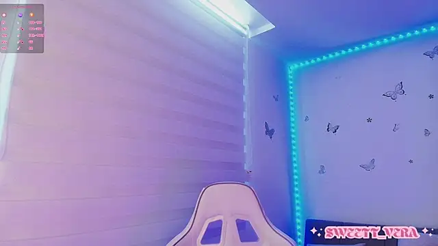 Snapshot of sweettvera chatting on 12.14.25 sweettvera online show from 12.14.25