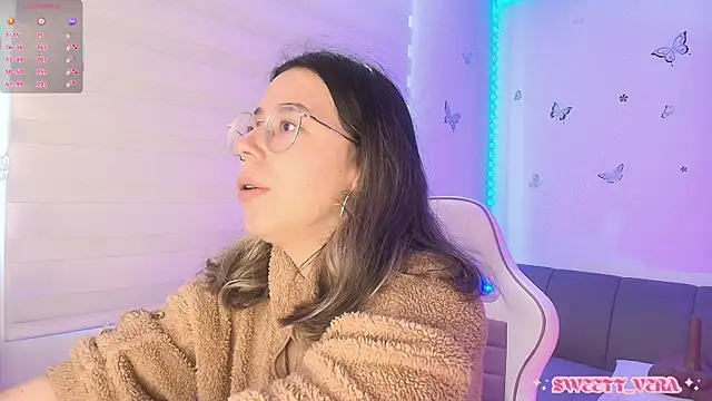 Snapshot of sweettvera chatting on 04.17.26 sweettvera online show from 04.17.26