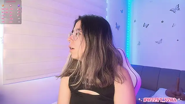 Snapshot of sweettvera chatting on 04.23.26 sweettvera online show from 04.23.26