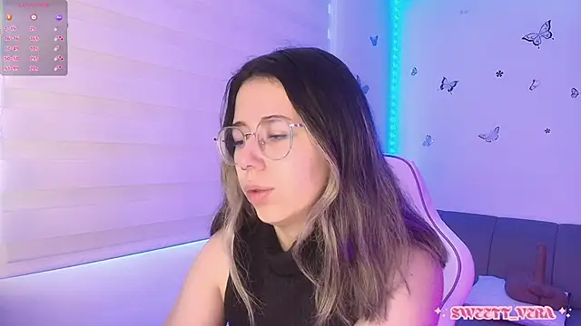 Snapshot of sweettvera chatting on 04.25.26 sweettvera online show from 04.25.26