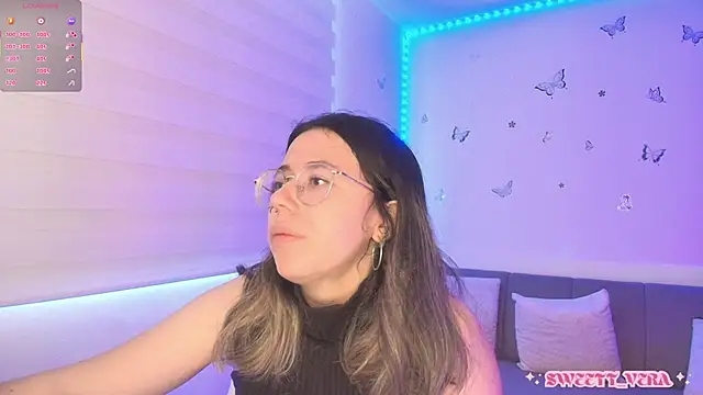 Snapshot of sweettvera chatting on 05.19.26 sweettvera online show from 05.19.26