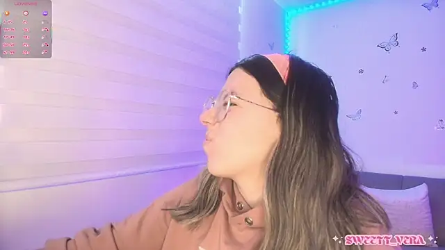 Snapshot of sweettvera chatting on 05.20.26 sweettvera online show from 05.20.26