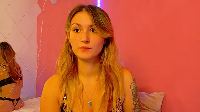 Anaayss  online show from 10.21.25