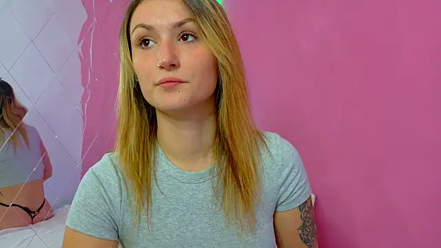 Anaayss  online show from 10.24.25