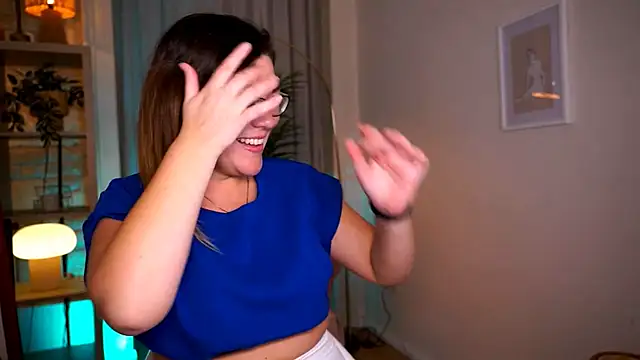 mrs fllowerr online show from 11.06.25