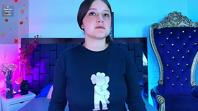 Krystal Heartss online show from 11.29.25