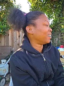 Snapshot of tokyobelle chatting on 03.25.26 tokyobelle online show from 03.25.26