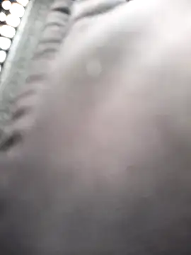 Mia-love-03 online show from 09.27.25