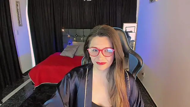 Snapshot of Hanna_MA chatting on 10.15.25 Hanna MA online show from 10.15.25