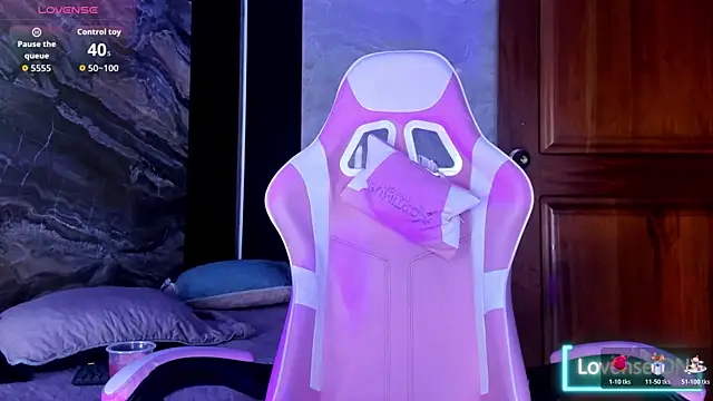 Ellis-Brown online show from 11.15.25