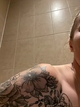 EmmieMaexox online show from 10.10.25
