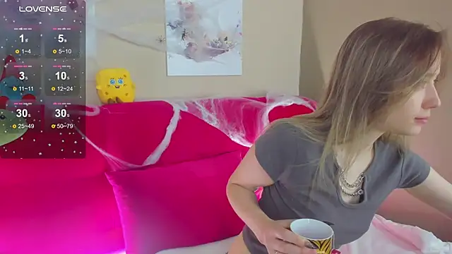 Angel Leeks online show from 11.03.25