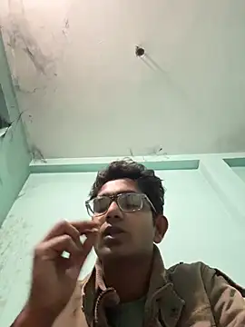 slaveboi9876 online show from 01.05.26