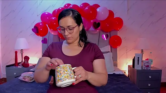 Michell Monet online show from 02.12.26