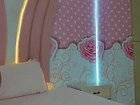 SofiaaBigBoobs online show from 11.18.25