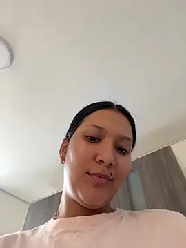 IsabellaJoness  online show from 10.16.25