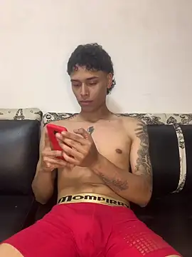 Frayhot777 online show from 03.18.26