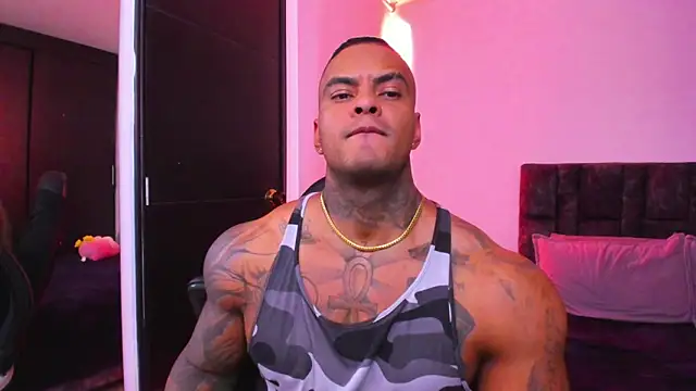 Snapshot of binmontana_ chatting on 12.03.25 binmontana online show from 12.03.25