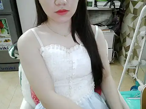 Ara4865 online show from 10.31.25