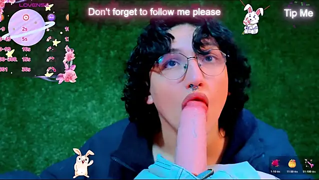 Snapshot of -BlueOpal- chatting on 11.09.25 -BlueOpal- online show from 11.09.25