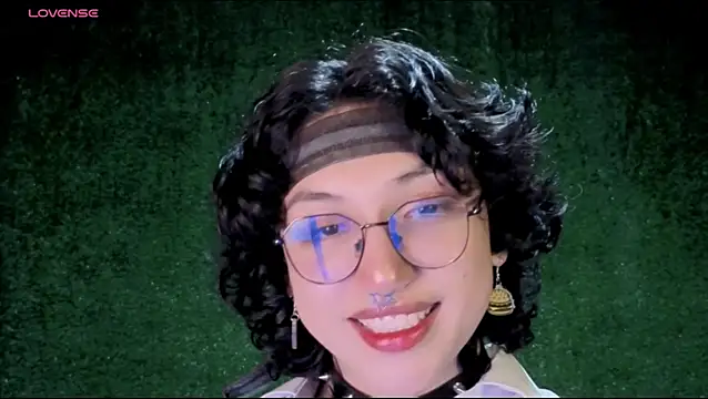 Snapshot of -BlueOpal- chatting on 11.30.25 -BlueOpal- online show from 11.30.25