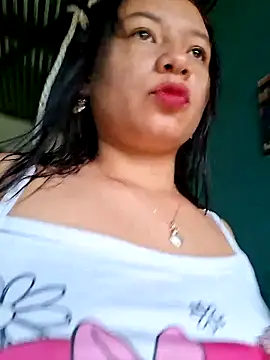 hot-mom22 online show from 10.01.25