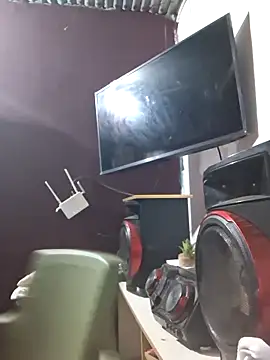 hot-mom22 online show from 12.01.25