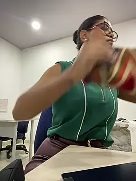 miiabrown18 online show from 05.08.26