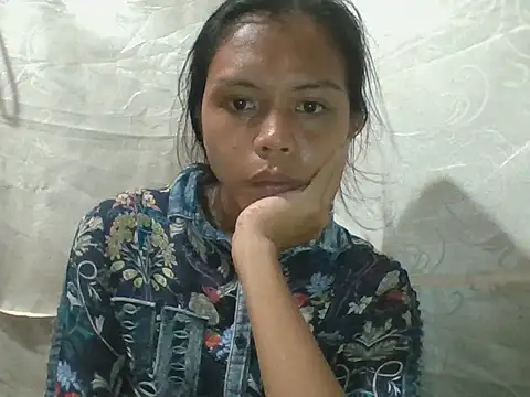 Kim25xxxx online show from 11.18.25