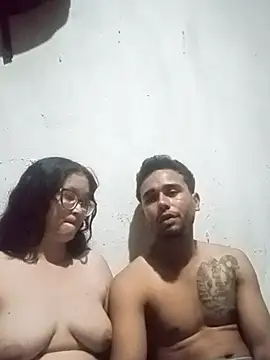 Snapshot of elmordelon14 chatting on 12.15.25 elmordelon14 online show from 12.15.25