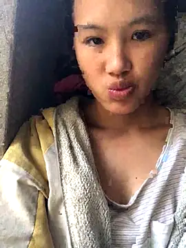 Mai lovely online show from 09.30.25