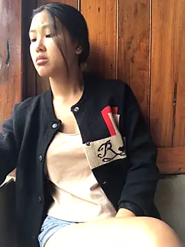 Mai lovely online show from 10.21.25