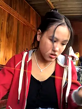 Mai lovely online show from 10.30.25