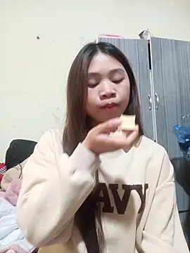 Mayy1 online show from 12.22.25