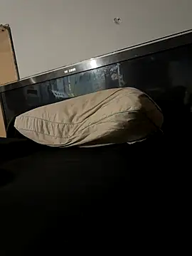 Snapshot of wwolfxxx chatting on 09.27.25 wwolfxxx online show from 09.27.25