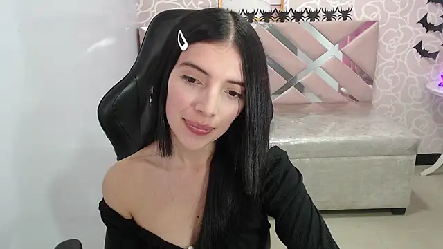 cynthia ch online show from 10.28.25