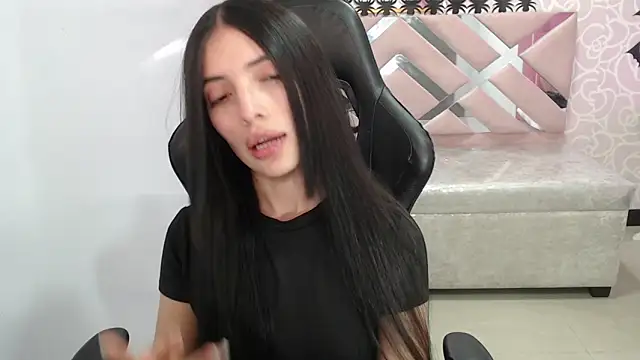 cynthia ch online show from 10.29.25