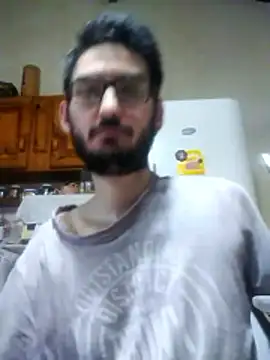 Snapshot of Fefede97_ chatting on 11.05.25 Fefede97 online show from 11.05.25