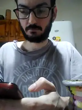 Snapshot of Fefede97_ chatting on 11.06.25 Fefede97 online show from 11.06.25