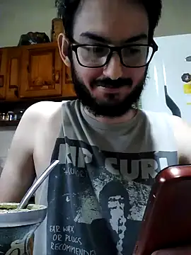 Snapshot of Fefede97_ chatting on 11.08.25 Fefede97 online show from 11.08.25