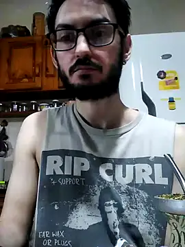 Snapshot of Fefede97_ chatting on 11.09.25 Fefede97 online show from 11.09.25