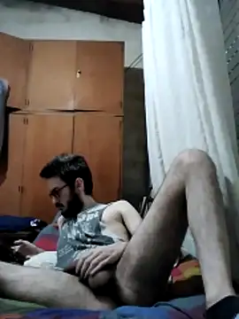 Snapshot of Fefede97_ chatting on 11.25.25 Fefede97 online show from 11.25.25