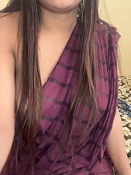 Snapshot of Nisha_queen675 chatting on 10.18.25 Nisha queen675 online show from 10.18.25