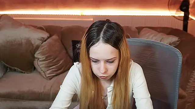 Luchi Sun online show from 11.21.25