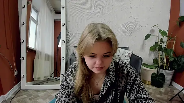 Melissa 199 online show from 11.10.25