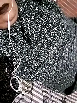 Snapshot of Punjabi_Jatni chatting on 10.05.25 Punjabi Jatni online show from 10.05.25