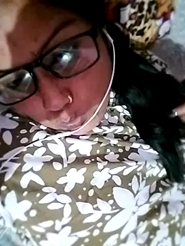 Snapshot of Punjabi_Jatni chatting on 10.19.25 Punjabi Jatni online show from 10.19.25