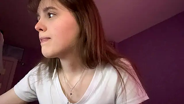Snapshot of ShannanJou chatting on 10.20.25 ShannanJou online show from 10.20.25