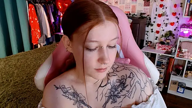 Ayla Hicks online show from 03.12.26