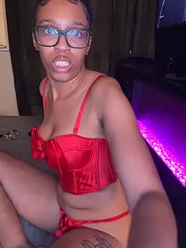 Snapshot of YeahhhitsBreezy chatting on 12.21.25 YeahhhitsBreezy online show from 12.21.25